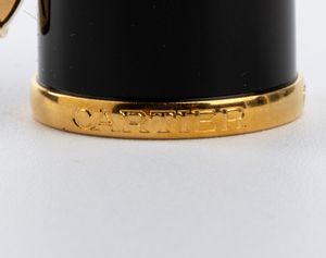 CARTIER : Penna stilografica nera con pennino in oro 18k  - Asta Gioielli e Orologi - Associazione Nazionale - Case d'Asta italiane