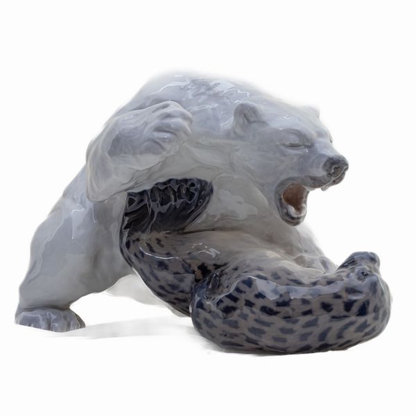 Orso polare con foca, gruppo in porcellana policroma,  - Asta Smart Auction: arredi, dipinti, sculture, argenti e altro a prezzi vantaggiosi - Associazione Nazionale - Case d'Asta italiane