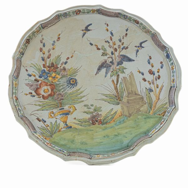 Alzata centrotavola in ceramica policroma  - Asta Smart Auction: arredi, dipinti, sculture, argenti e altro a prezzi vantaggiosi - Associazione Nazionale - Case d'Asta italiane