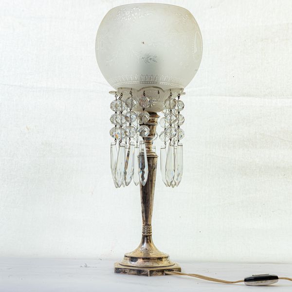 Lampada da tavolo  - Asta Smart Auction: arredi, dipinti, sculture, argenti e altro a prezzi vantaggiosi - Associazione Nazionale - Case d'Asta italiane