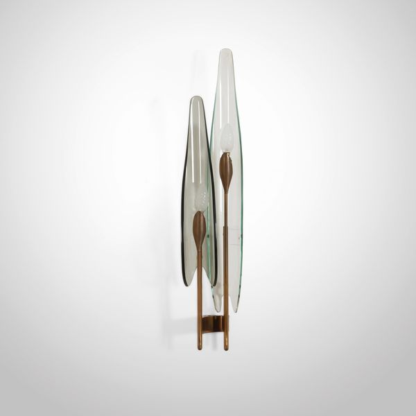 MAX INGRAND : Lampada a parete Dahlia mod. 1461.<BR>  - Asta Design LAB - Associazione Nazionale - Case d'Asta italiane