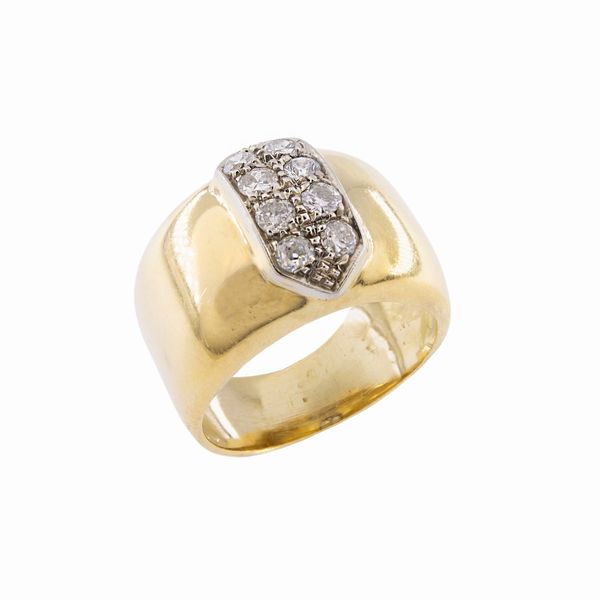 Anello a fascia in oro giallo e bianco 14kt e diamanti  - Asta Gioielli e Orologi Web Only - Associazione Nazionale - Case d'Asta italiane