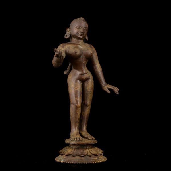 Figura di Sita in bronzo, India, XVIII secolo  - Asta Arte Orientale - Associazione Nazionale - Case d'Asta italiane