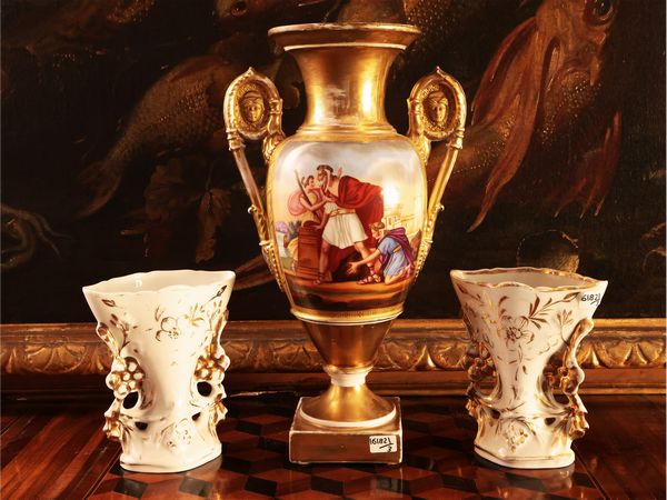 Vaso ad anfora in porcellana  - Asta Una casa fiorentina - Associazione Nazionale - Case d'Asta italiane