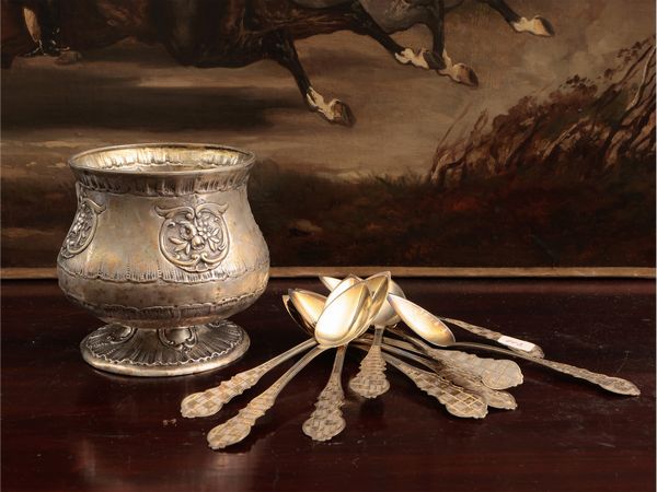 Due accessori in argento d'epoca  - Asta Una casa fiorentina - Associazione Nazionale - Case d'Asta italiane