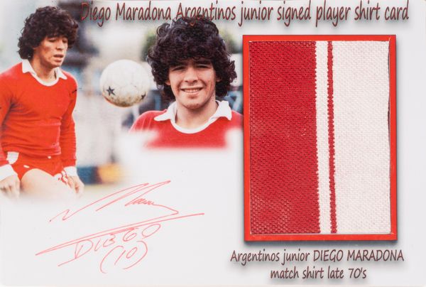 Diego Armando Maradona  Cartolina autografata  Relic  Argentinos Junior  - Asta Pop Culture / Memorabilia e Card - Associazione Nazionale - Case d'Asta italiane