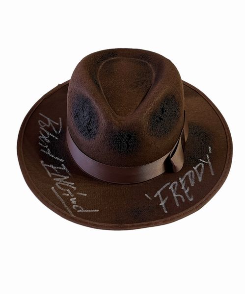 Robert Englund  Cappello autografato - Freddy Krueger - Nightmare On Elm Street - Cert. Beckett  - Asta Pop Culture / Memorabilia e Card - Associazione Nazionale - Case d'Asta italiane