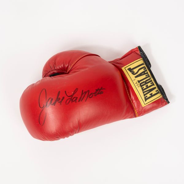 Jake LaMotta - Guantone Boxe firmato  Cert. JSA  - Asta Pop Culture / Memorabilia e Card - Associazione Nazionale - Case d'Asta italiane