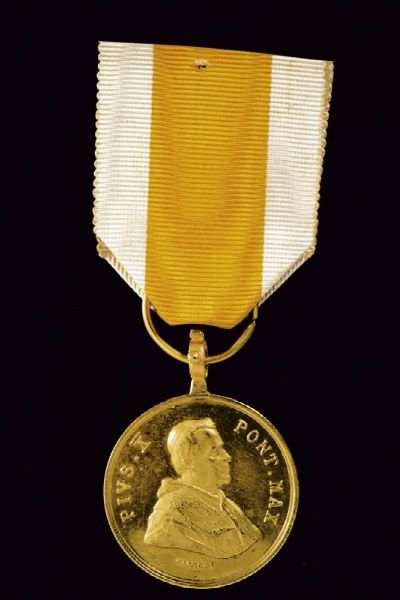 Medaglia Pio X (1903 - 1914) Benemerenti in oro  - Asta Medaglie, Ordini e Decorazioni - Associazione Nazionale - Case d'Asta italiane