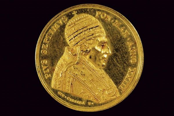 Medaglia Benemerenti Pio VII in oro  - Asta Medaglie, Ordini e Decorazioni - Associazione Nazionale - Case d'Asta italiane