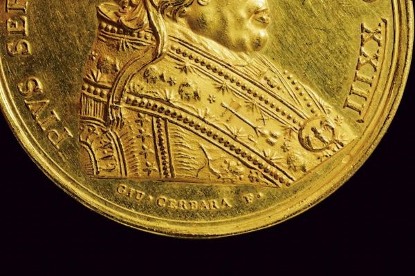 Medaglia Benemerenti Pio VII in oro  - Asta Medaglie, Ordini e Decorazioni - Associazione Nazionale - Case d'Asta italiane