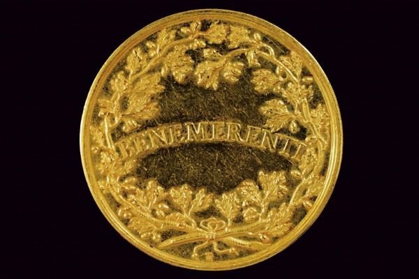 Medaglia Benemerenti Pio VII in oro  - Asta Medaglie, Ordini e Decorazioni - Associazione Nazionale - Case d'Asta italiane