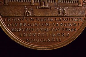 Medaglia commemorativa per la costruzione dell'albergo dei poveri in Palermo  - Asta Medaglie, Ordini e Decorazioni - Associazione Nazionale - Case d'Asta italiane