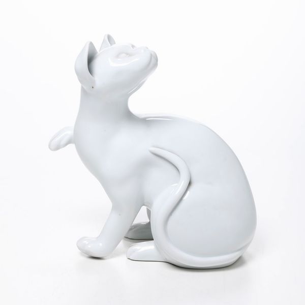 Scultura di gatto.<BR>Francia, Limoges, Manifattura Coquet, seconda met del XX secolo.  - Asta Ceramiche - Associazione Nazionale - Case d'Asta italiane