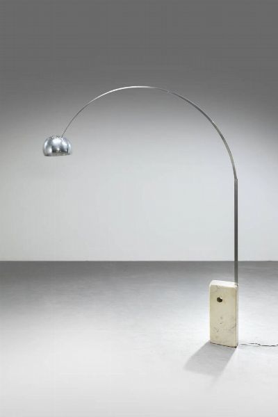 ACHILLE E PIER GIACOMO CASTIGLIONI : Lampada da terra mod. Arco  - Asta Design  - Associazione Nazionale - Case d'Asta italiane