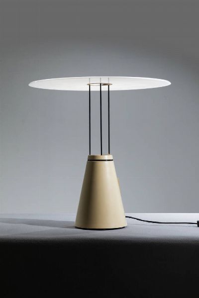 PRODUZIONE ITALIANA : Lampada da tavolo  - Asta Design  - Associazione Nazionale - Case d'Asta italiane