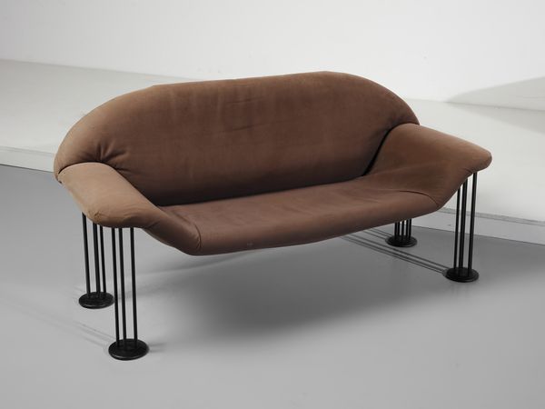 BURKHARD VOGTHERR  (n. 1942) : Due divani mod. Air Sofa per Hain&Thome  - Asta Asta 476 | DESIGN E ARTI DECORATIVE DEL NOVECENTO Online - Associazione Nazionale - Case d'Asta italiane