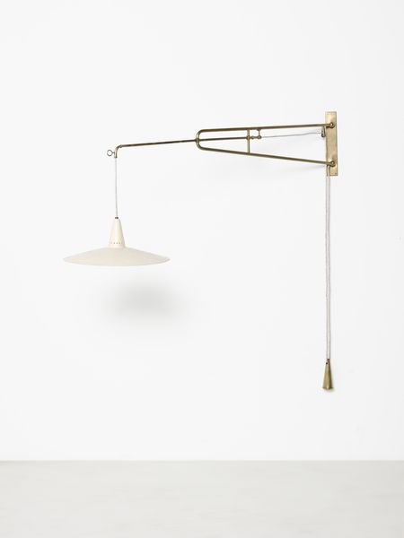 GILARDI & BARZAGHI : attribuito. Lampada da parete con braccio girevole e movimento a saliscendi con contrappeso  - Asta Asta 476 | DESIGN E ARTI DECORATIVE DEL NOVECENTO Online - Associazione Nazionale - Case d'Asta italiane