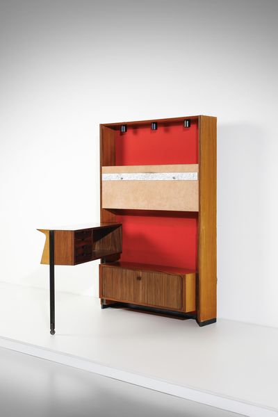 BORSANI OSVALDO (1911 - 1985) : Grande mobile bar luminoso con isola a scomparsa imperniata su un lato per Arredamento Borsani Varedo  - Asta Asta 476 | DESIGN E ARTI DECORATIVE DEL NOVECENTO Online - Associazione Nazionale - Case d'Asta italiane