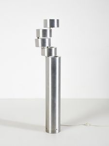 SARTORI FRANZ T. (1927 - 2000) : Lampada cilindrica da terra a segmenti luminosi estensibili mod. Domingo per Stillux, Italia  - Asta Asta 476 | DESIGN E ARTI DECORATIVE DEL NOVECENTO Online - Associazione Nazionale - Case d'Asta italiane