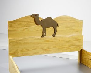 DE POLI FABIO (n. 1947) : Letto matrimoniale Camel per Giovannetti, Pistoia  - Asta Asta 476 | DESIGN E ARTI DECORATIVE DEL NOVECENTO Online - Associazione Nazionale - Case d'Asta italiane