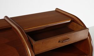 RADICE GIGI (1924 - 2002) : Credenza ad ante e cassetti della serie Antologia.1 per Tosimobili, Rovigo  - Asta Asta 476 | DESIGN E ARTI DECORATIVE DEL NOVECENTO Online - Associazione Nazionale - Case d'Asta italiane