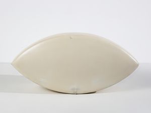 MAN RAY  (1890 - 1976) : Seduta Le Tmoin per Simon International - Collezione Ultramobile, San Lazzaro di Savena  - Asta Asta 476 | DESIGN E ARTI DECORATIVE DEL NOVECENTO Online - Associazione Nazionale - Case d'Asta italiane