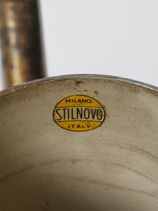 STILNOVO : Lampada da parete con braccio e diffusore a due luci orientabili, Milano  - Asta Asta 476 | DESIGN E ARTI DECORATIVE DEL NOVECENTO Online - Associazione Nazionale - Case d'Asta italiane