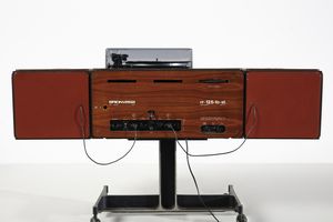 CASTIGLIONI ACHILLE (1918-2002) & PIER GIACOMO (1913-1968) : Radiofonografo con casse modulari asportabili mod. RR126 per Brionvega, Italia  - Asta Asta 476 | DESIGN E ARTI DECORATIVE DEL NOVECENTO Online - Associazione Nazionale - Case d'Asta italiane