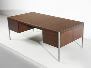 KNOLL BASSETT FLORENCE (1917 - 2019) : Grande scrivania da centro a sei cassetti per Knoll International, USA/Italia  - Asta Asta 476 | DESIGN E ARTI DECORATIVE DEL NOVECENTO Online - Associazione Nazionale - Case d'Asta italiane