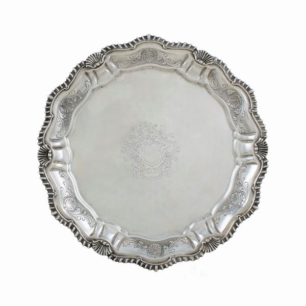 Salver in aregnto  - Asta Argenti e l'Arte della Tavola - Associazione Nazionale - Case d'Asta italiane