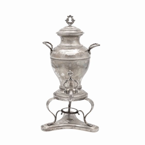 Samovar in argento  - Asta Argenti e l'Arte della Tavola - Associazione Nazionale - Case d'Asta italiane