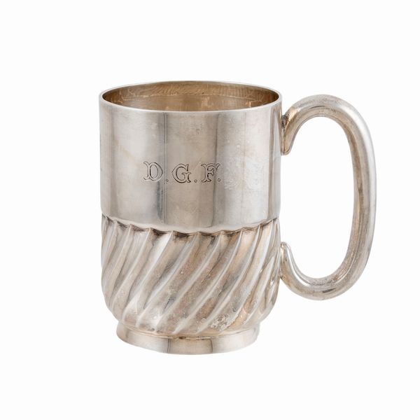 Mug in argento  - Asta Argenti e l'Arte della Tavola - Associazione Nazionale - Case d'Asta italiane