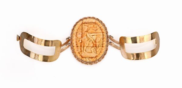 Bracciale in oro e corallo  - Asta Gioielli e Coralli - Associazione Nazionale - Case d'Asta italiane