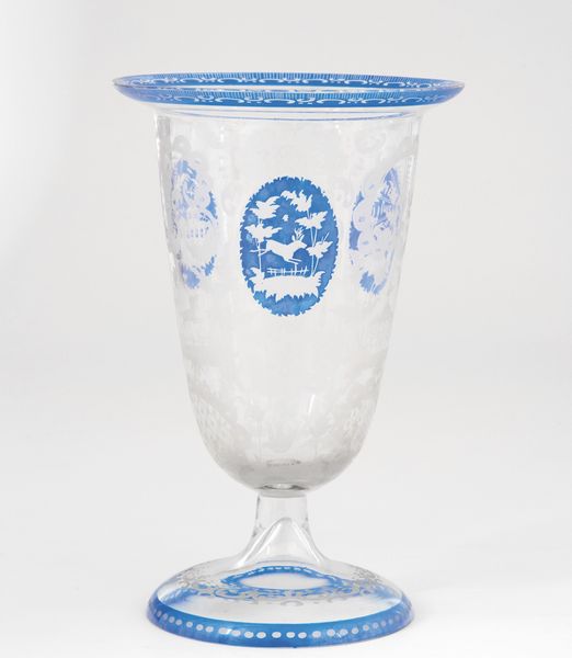 Vaso in vetro. Boemia XX secolo  - Asta Antiquariato - Associazione Nazionale - Case d'Asta italiane