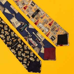 Lotto di 3 cravatte vintage  - Asta Moda e Accessori for Men - Associazione Nazionale - Case d'Asta italiane