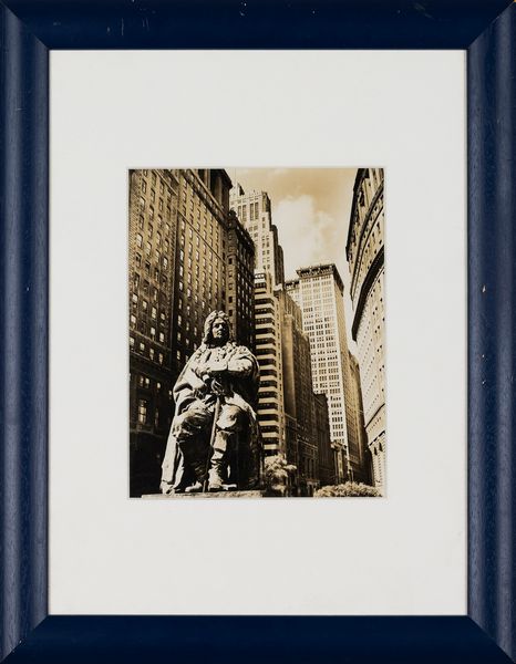 BERENICE ABBOTT : De Peyster Statue, Bowling Green, Manhattan  - Asta Fotografia - Associazione Nazionale - Case d'Asta italiane