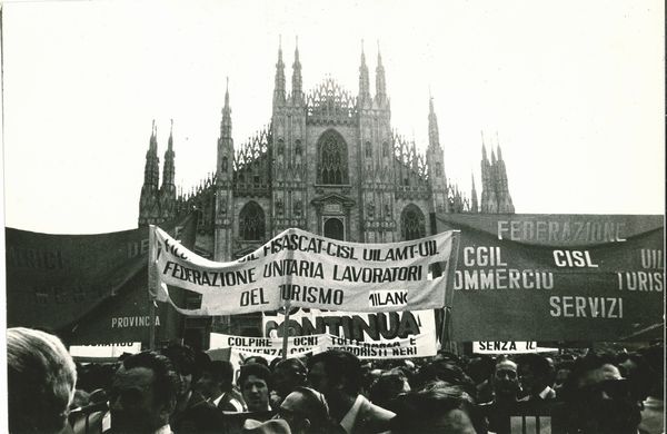 Giovanni Giovannetti : Manifestazione antifascista  - Asta Fotografia - Associazione Nazionale - Case d'Asta italiane