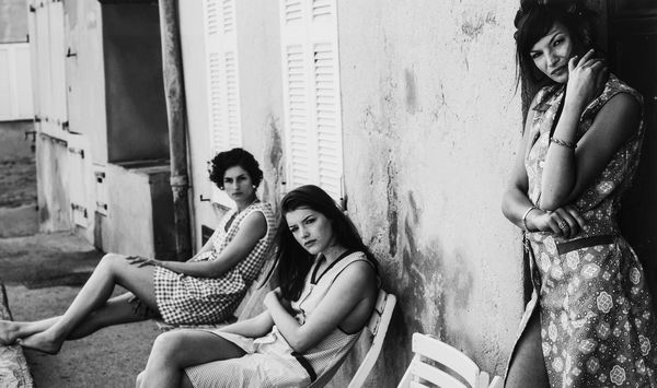 Alain Daussin : Trois filles a St. Tropez  - Asta Fotografia - Associazione Nazionale - Case d'Asta italiane