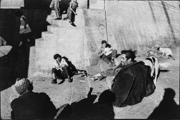 Sergio Larrain : Chile, Valparaiso  - Asta Fotografia - Associazione Nazionale - Case d'Asta italiane