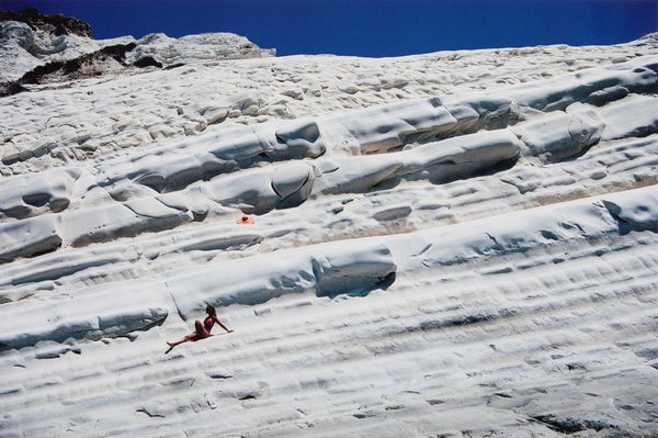 Franco Fontana : Sicilia, Scala dei Turchi  - Asta Fotografia - Associazione Nazionale - Case d'Asta italiane