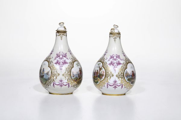 Coppia di bottiglie con coperchio<BR>Meissen, 1900 circa  - Asta Dipinti e Sculture del XIX-XX secolo - Associazione Nazionale - Case d'Asta italiane