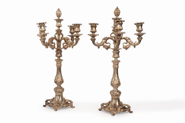 Coppia di candelabri  - Asta Argenti Antichi e del XX Secolo - Associazione Nazionale - Case d'Asta italiane