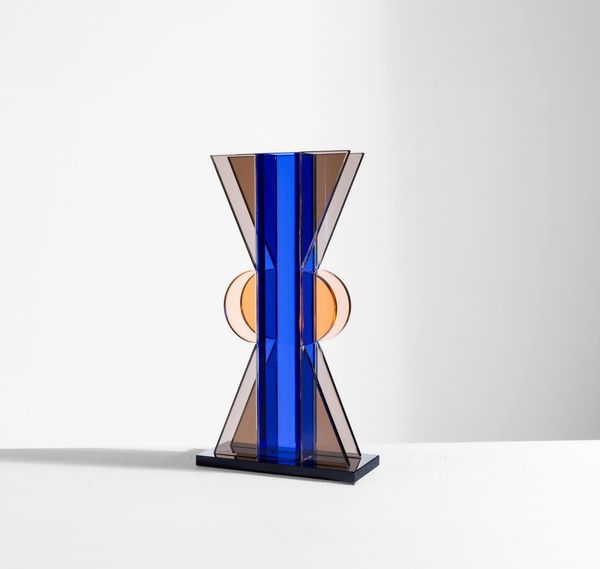 ETTORE SOTTSASS : Vaso mod. 2665  - Asta Design 200 - Associazione Nazionale - Case d'Asta italiane