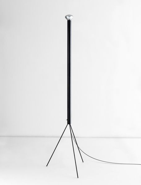 ACHILLE E PIERGIACOMO CASTIGLIONI : Lampada da terra mod. Luminator  - Asta Design 200 - Associazione Nazionale - Case d'Asta italiane