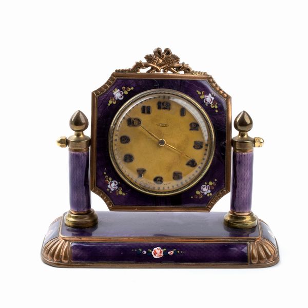 Orologio da tavolo Art Dco con smalti  - Asta Piccoli Orologi da tavolo Art Dco e Saliere d'Epoca dalle Collezioni Melandri di Objets de Vertu - Associazione Nazionale - Case d'Asta italiane