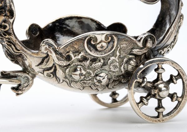 Martin Sugar : Coppia di saliere in argento  - Asta Piccoli Orologi da tavolo Art Dco e Saliere d'Epoca dalle Collezioni Melandri di Objets de Vertu - Associazione Nazionale - Case d'Asta italiane