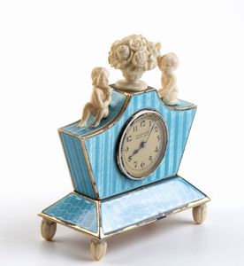 Walser, Wald y Cia : Orologio da tavolo Art Dco in argento, smalto guilloch e avorio  - Asta Piccoli Orologi da tavolo Art Dco e Saliere d'Epoca dalle Collezioni Melandri di Objets de Vertu - Associazione Nazionale - Case d'Asta italiane