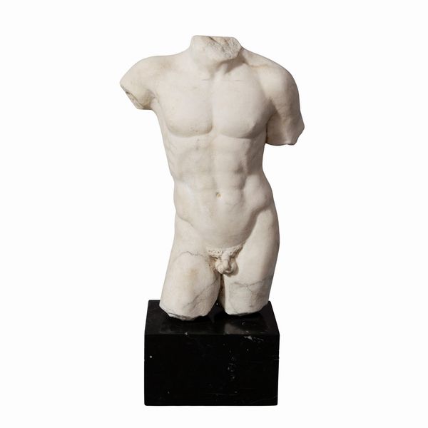 Scultura in marmo bianco  - Asta Dipinti Antichi e del XIX Secolo Arredi e Sculture - Associazione Nazionale - Case d'Asta italiane