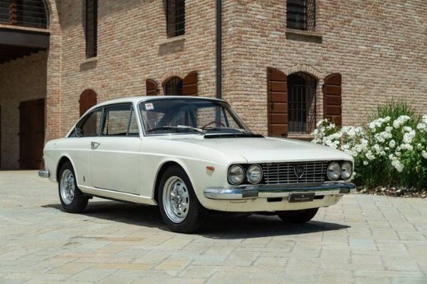 Lancia : Modello FLAVIA 2000  - Asta Auto  - Associazione Nazionale - Case d'Asta italiane